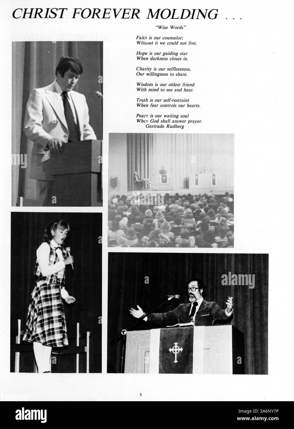 Das Jahrbuch der Minnehaha Academy 1979 zeigt die Aktivitäten der Schüler, Lehrkräfte, Leichtathletik, Vereine und die wichtigsten Veranstaltungen des Schuljahres 1978-1979. Stockfoto