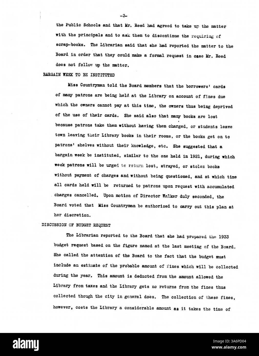 Minuten vom Minneapolis Public Library Board im Jahr 1932 enthalten Diskussionen über die Finanzierung öffentlicher Bibliotheken, Programme für den Gemeindedienst und die Verwaltung der Bibliothek während der Großen Depression. Stockfoto