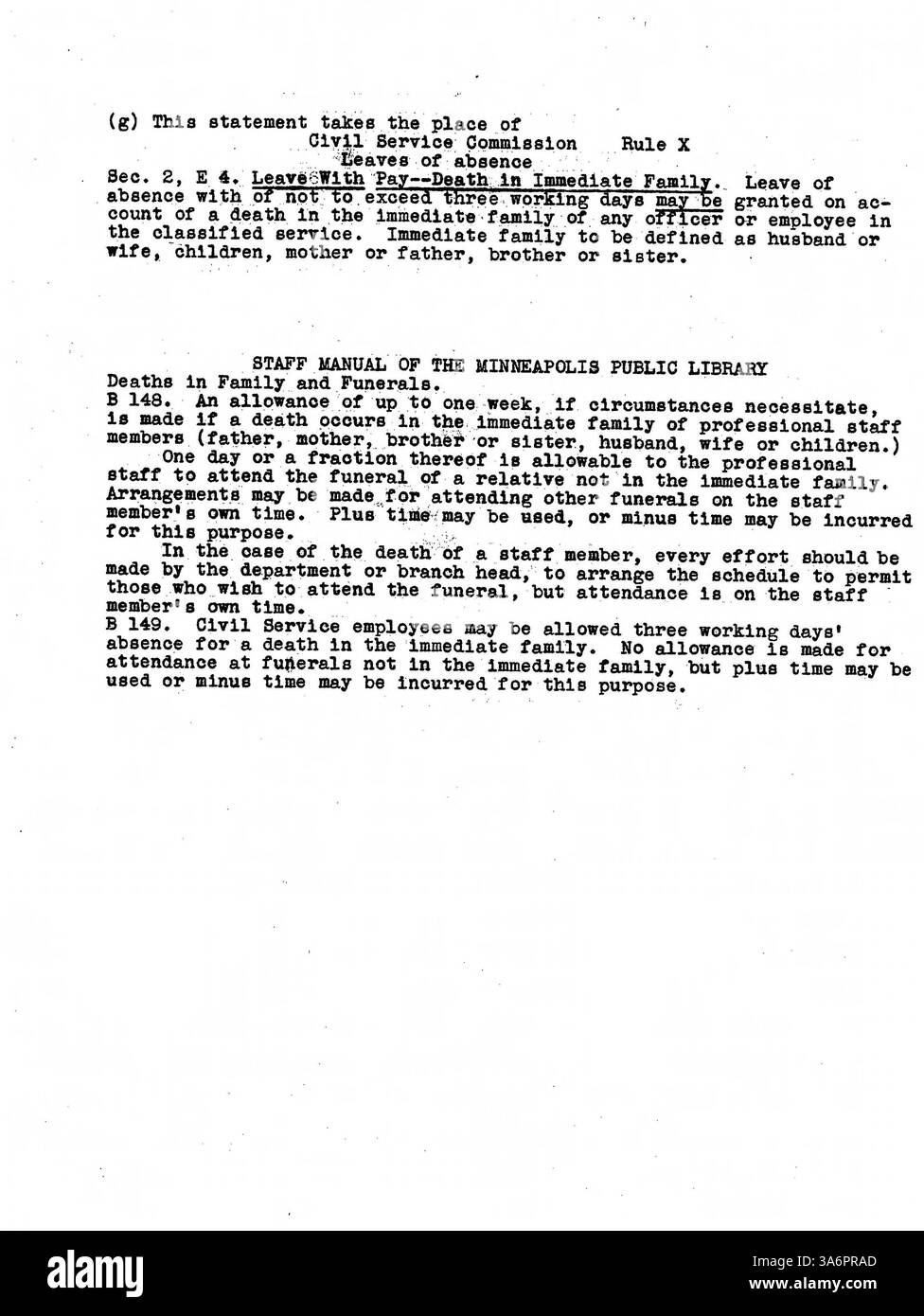 Das Sitzungsprotokoll des Verwaltungsrats der öffentlichen Bibliothek von Minneapolis 1945 enthält die wichtigsten Maßnahmen des Verwaltungsrats in Bezug auf Bibliotheksdienste und betriebliche Richtlinien in der Nachkriegszeit. Stockfoto