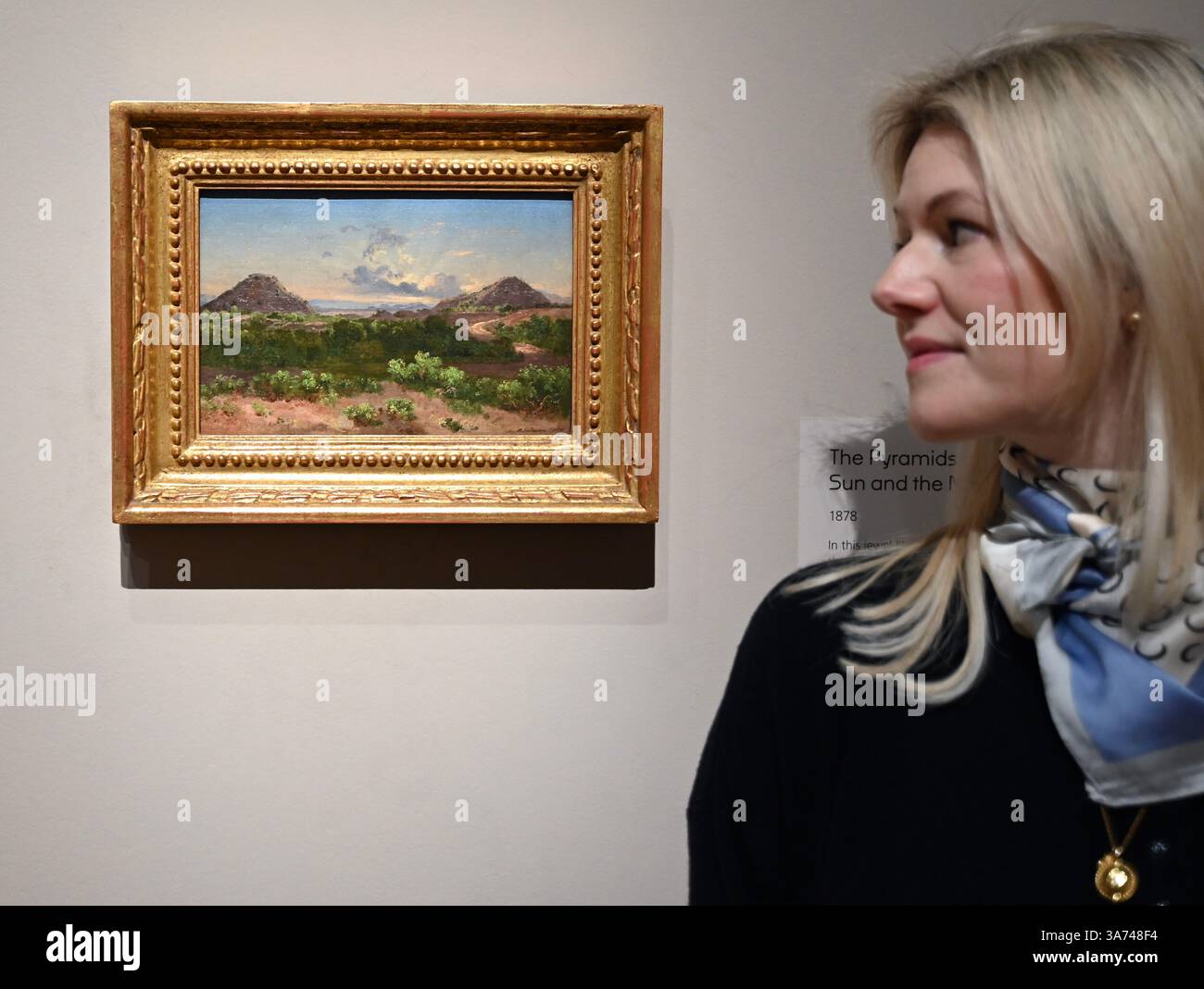 Die erste britische Ausstellung von Mexikos beliebtem Künstler José María Velasco. Velasco, der im 19. Jahrhundert in Mexiko arbeitete, war ein Mann von vielen Interessen. Er war fasziniert von den Fortschritten in der Geologie, der Archäologie seines Heimatlandes, der Erforschung der lokalen Flora und der zunehmenden Industrialisierung. Er malte die weitläufigen Landschaften des Tals von Mexiko, der Heimat des modernen Mexico City, mit exquisiten Details. Sein beeindruckender Panoramablick auf das Tal offenbart Anspielungen auf Mexikos historische Vergangenheit und seine sich schnell modernisierende Gegenwart. Stockfoto