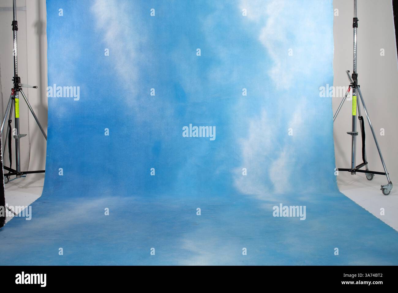 Wolken im Hintergrund des Himmels Stockfoto