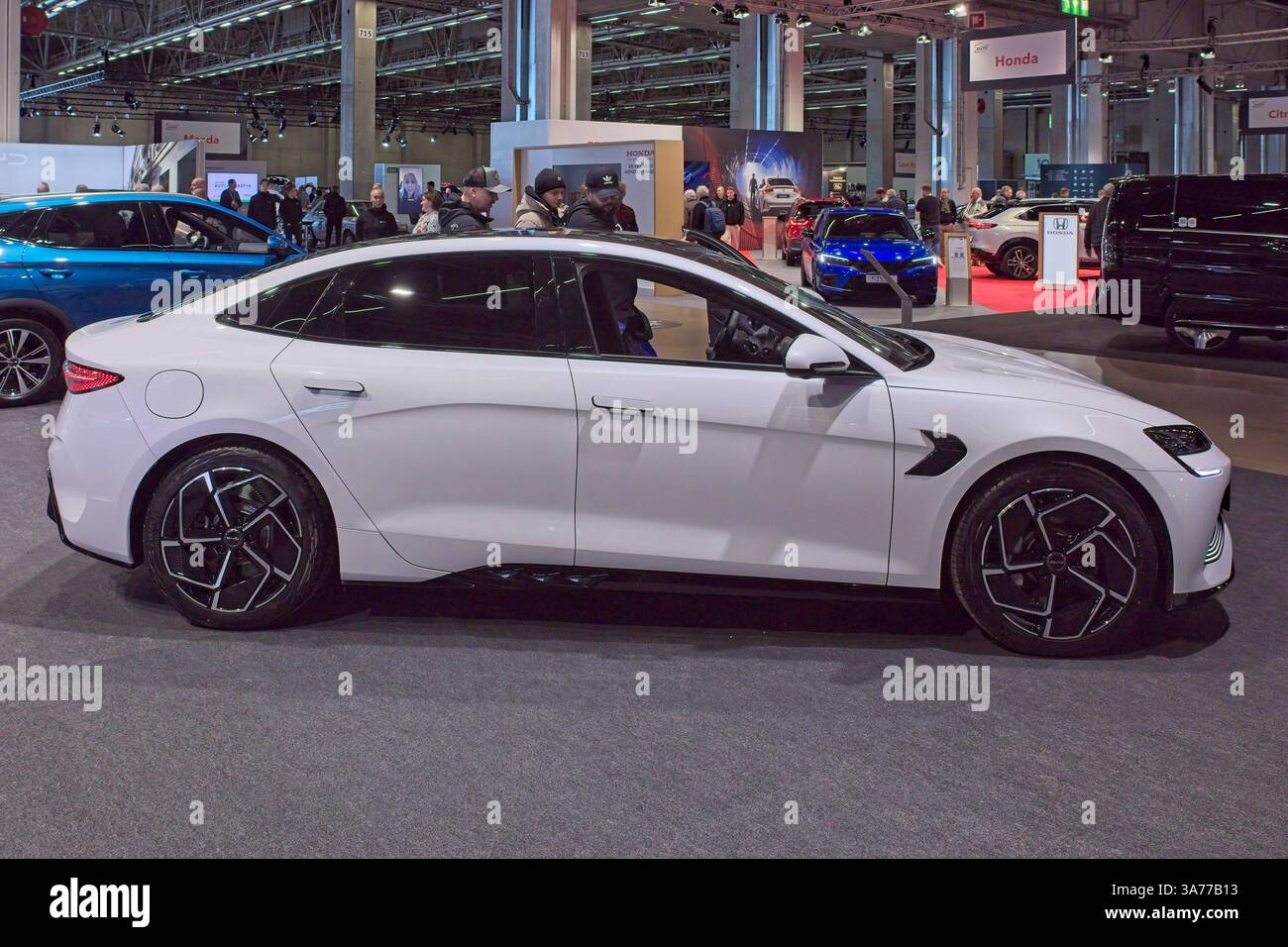Pasila, Helsinki, Finnland – 14. März. 2025: Elektroauto BYD Seal auf der AUTO 25 und Mobility Show im Messukeskus Helsinki. Stockfoto