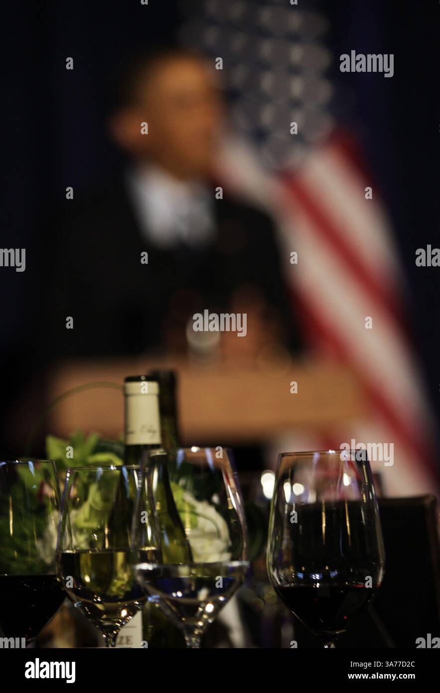 14. März 2013: Washington, District of Columbia, USA S - US-Präsident Barack Obama hält am Mittwoch, den 13. März 2013, beim Organizing for Action Dinner im Adour Restaurant, St. Regis Hotel, Washington D.C. (Bild: © Prensa Internacional/ZUMAPRESS.com) Stockfoto