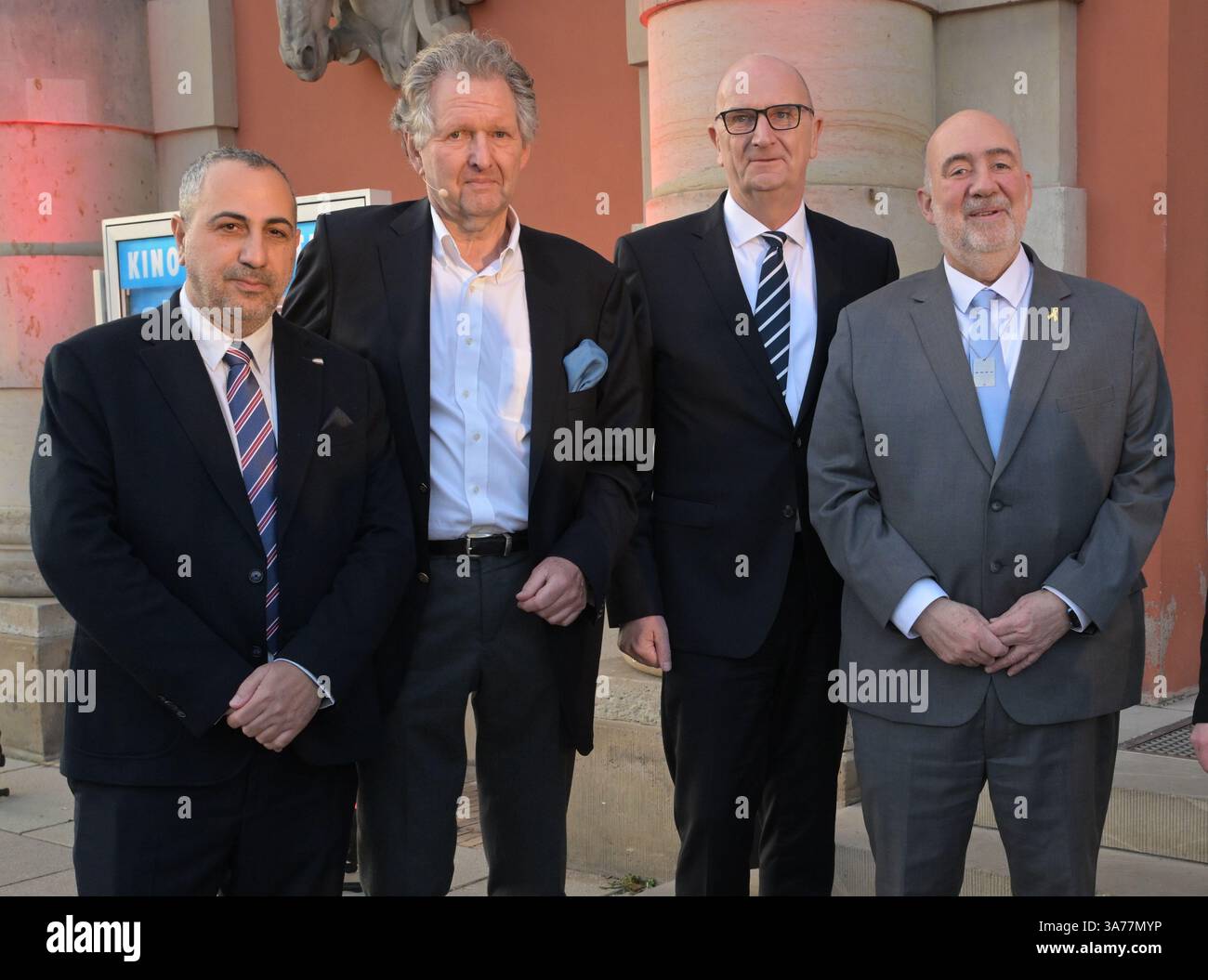 26. März 2025, Brandenburg, Potsdam: Der Journalist Avner Avraham (l-r ...