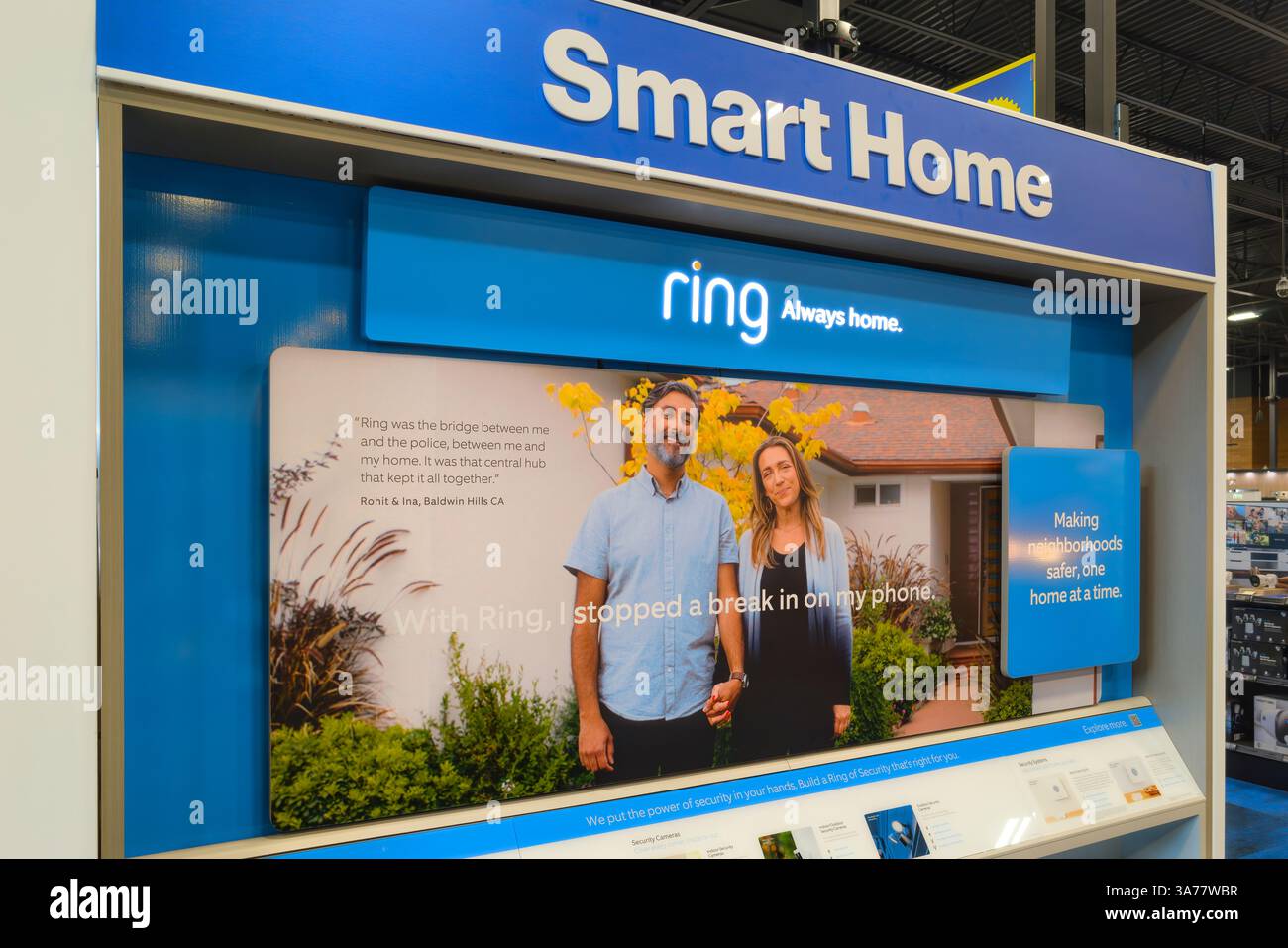Allgemeine Ansicht einer Ring Video Doorbell Smart Home-Anzeige in einem Best Buy-Geschäft. Stockfoto