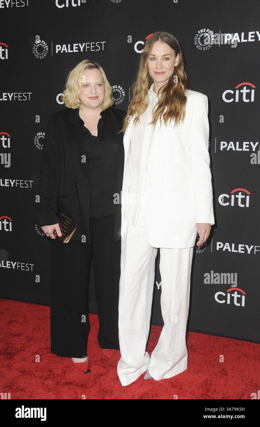 CA. 26. März 2025. Elizabeth Moss, Yvonne Strahovski bei Arrivals for THE HANDMAID's STORY im PaleyFest LA, Dolby Theater in Hollywood, Los Angeles, CA, 26. März 2025. Quelle: Elizabeth Goodenough/Everett Collection/Alamy Live News Stockfoto