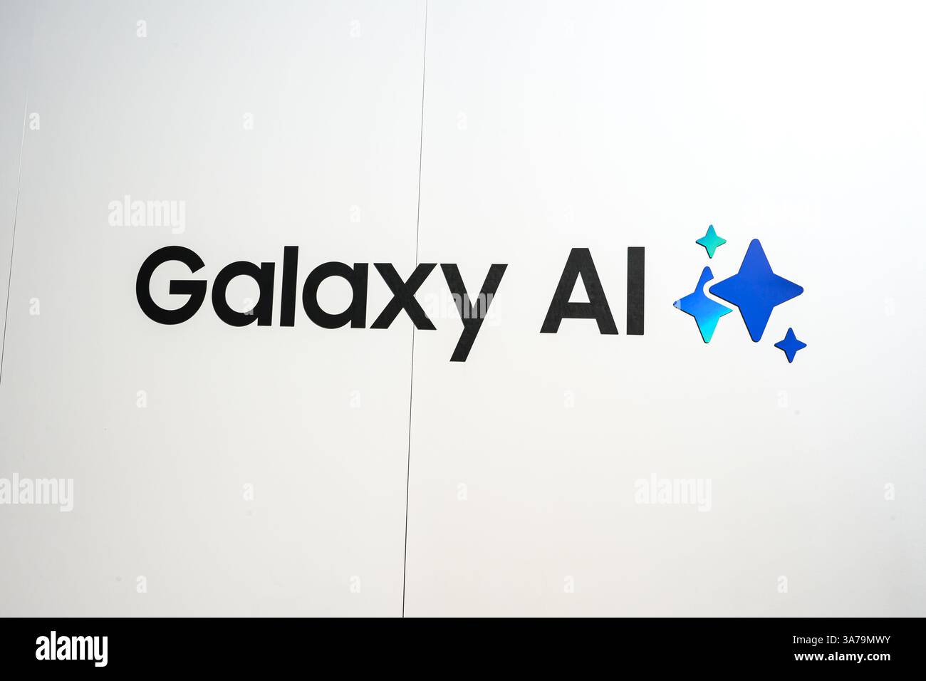 Samsung Galaxy AI Logo an einer Wand – Mailand, Italien – 03. März 2025 Stockfoto