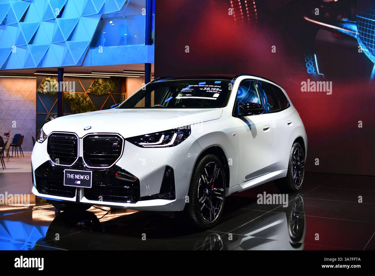 Thailand-26. März 2025: Der NEUE BMW X3 (G45) ist in der Klasse der kleinen Luxus-SUV-Fahrzeuge eingestiegen und führt eine vierte Generation eines der beliebtesten BMW Modelle ein Stockfoto