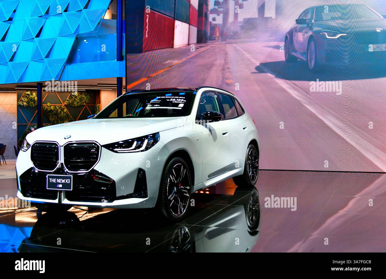 Thailand-26. März 2025: Der NEUE BMW X3 (G45) ist in der Klasse der kleinen Luxus-SUV-Fahrzeuge eingestiegen und führt eine vierte Generation eines der beliebtesten BMW Modelle ein Stockfoto