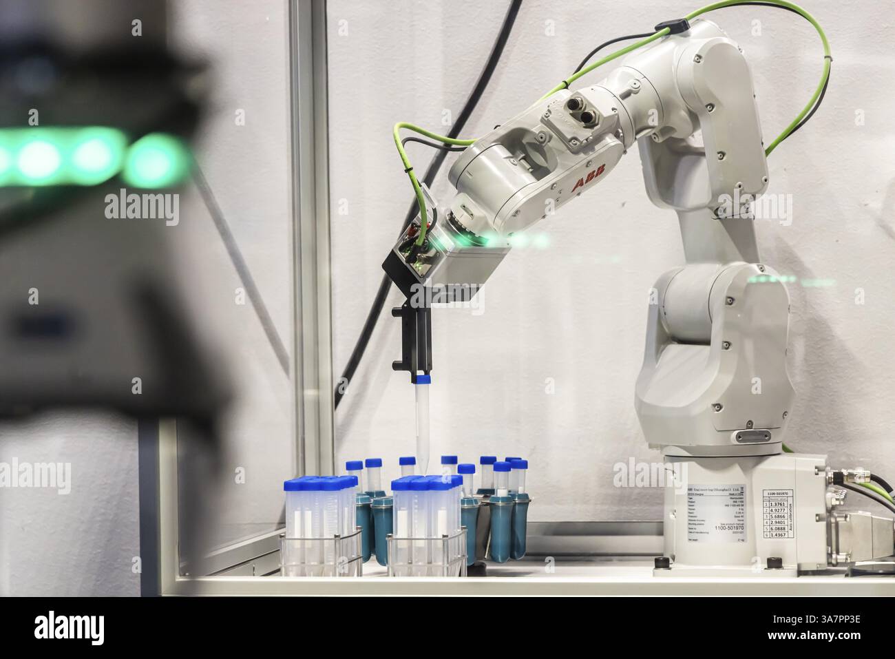 European Robotics Forum (ERF) in Stuttgart. Netzwerkveranstaltung für Forscher, Wissenschaftler und Unternehmen. In diesem Jahr steht der Schwerpunkt auf Synergien zwischen Robo Stockfoto