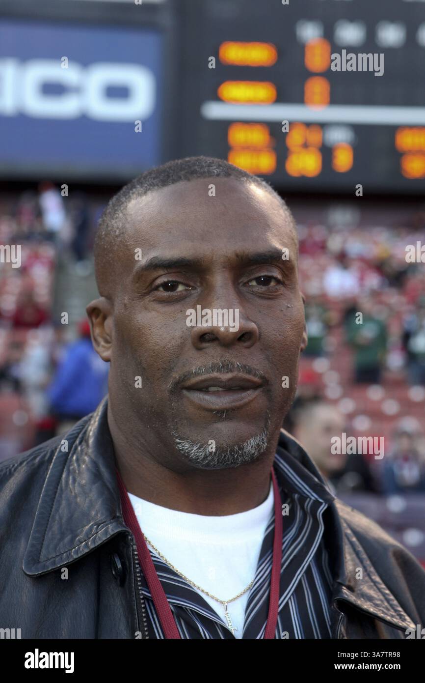 Januar 2013 - San Francisco, Kalifornien, USA S - JOHN TAYLOR nimmt am Samstag, den 12. Januar 2013, beim Spiel der San Francisco 49ers gegen die Green Bay Packers in den NFC Divisional Playoffs im Candlestick Park in San Francisco, Kalifornien, Teil. Taylor ist ein ehemaliger American Football Wide Receiver mit den San Francisco 49ers Teams, die Super Bowls XXIII, XXIV und XXIX gewonnen haben. Er ist vor allem dafür bekannt, dass er den 10-Yard-Touchdown-Pass von Joe Montana in den letzten Sekunden des Super Bowl XXIII im Jahr 1989 gewann. (Kreditbild: © Tim Wagner/ZUMAPRESS.com) Stockfoto