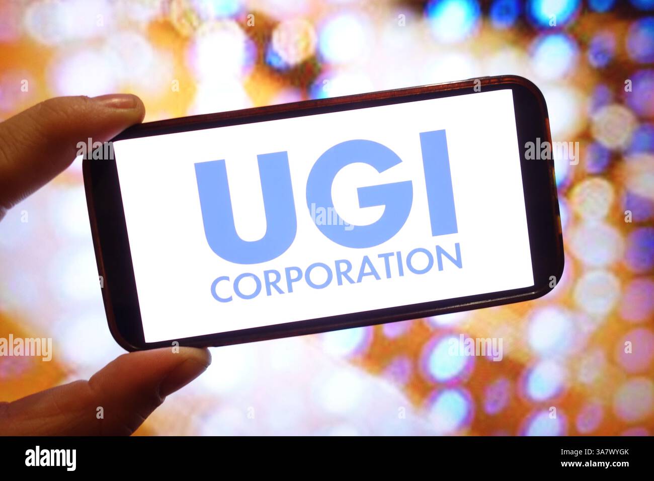 In dieser Abbildung wird das Firmenlogo der UGI Corporation auf einem Smartphone-Bildschirm angezeigt. Stockfoto
