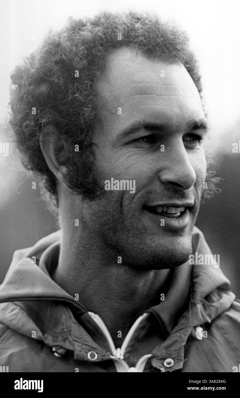 Düsseldorf, Deutschland - 01. September 1977: Alberto Juantorena *21.11.1950 - Kubanische Athleten, Olympiasieger in den 400 und 800 Metern bei den Spielen 1976 in Montreal vor dem Start der Weltmeisterschaft 1977 in Düsseldorf. [Automatisierte Übersetzung] Stockfoto