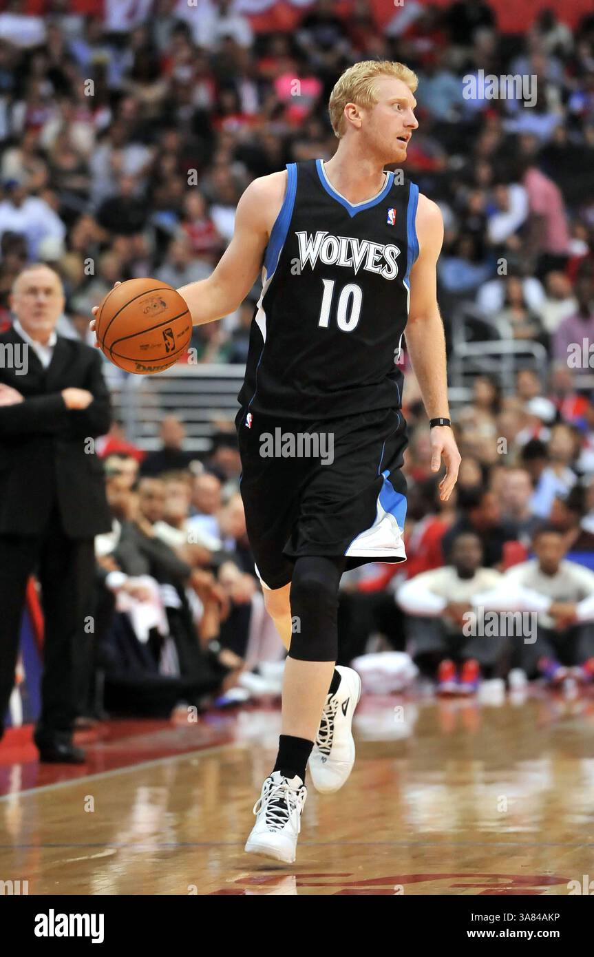 April 2013 Los Angeles, CA. Minnesota Timberwolves Small Forward Chase Budinger #10 bewegt den Ball in der zweiten Hälfte des NBA Basketballspiels zwischen den Minnesota Timberwolves und den Los Angeles Clippers im Staples Center in Los Angeles, Kalifornien. Die Los Angeles Clippers besiegen die Minnesota Timberwolves 111-95.Louis Lopez/CSM(Credit Image: © Louis Lopez/Cal Sport Media/ZUMAPRESS.com) Stockfoto