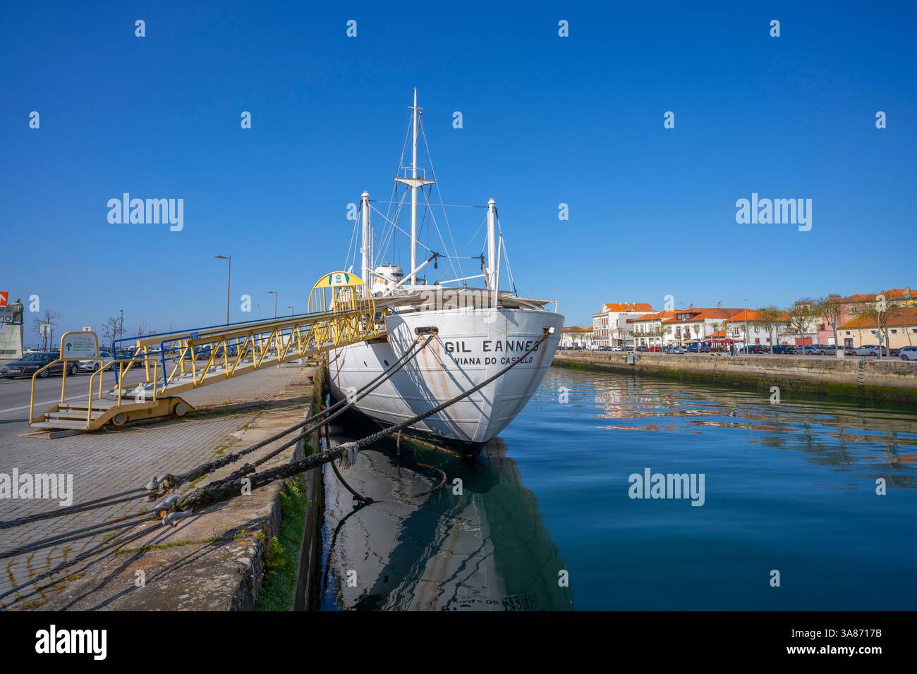 Gil Eannes, ehemaliges Krankenhausschiff jetzt Jugendherberge, Viana do Castelo, Minho-Lima, Portugal Stockfoto