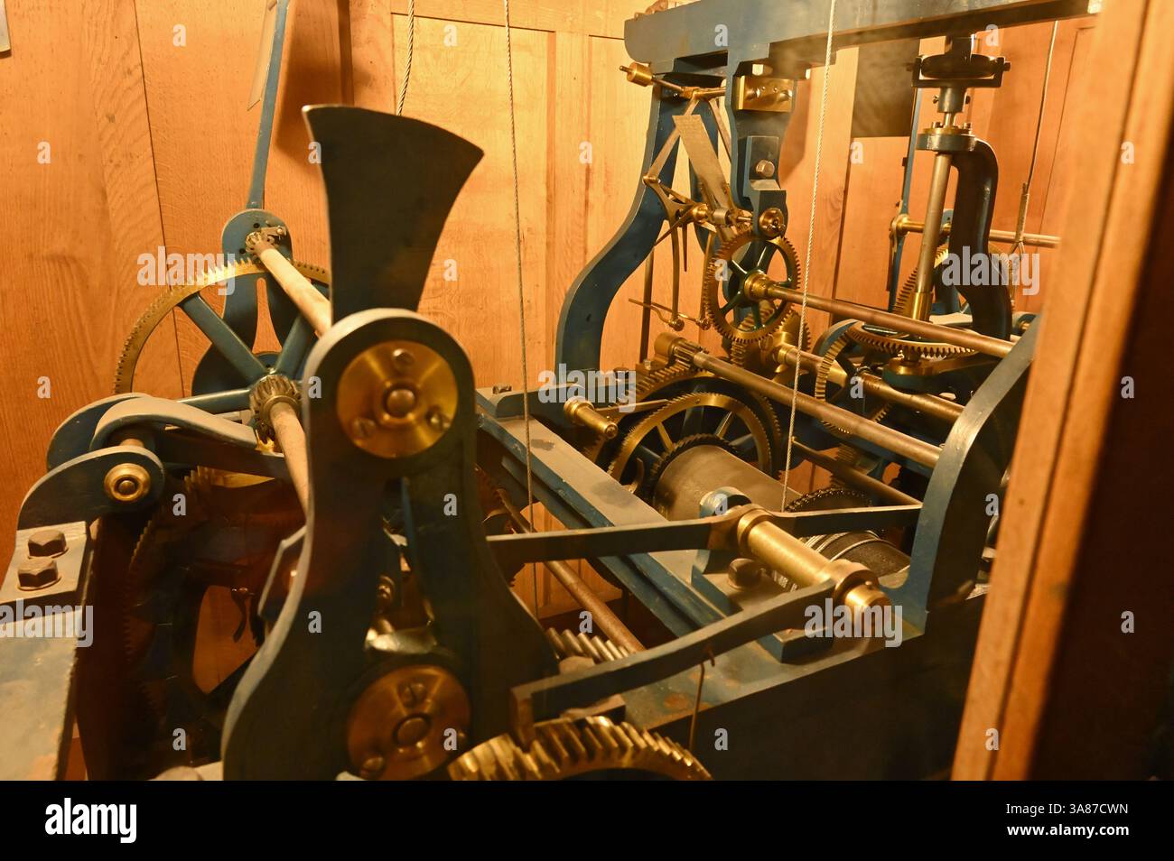 Antike Uhrenmechanik in der St. Magnus Cathedral, Kirkwall, Orkney Schottland Stockfoto