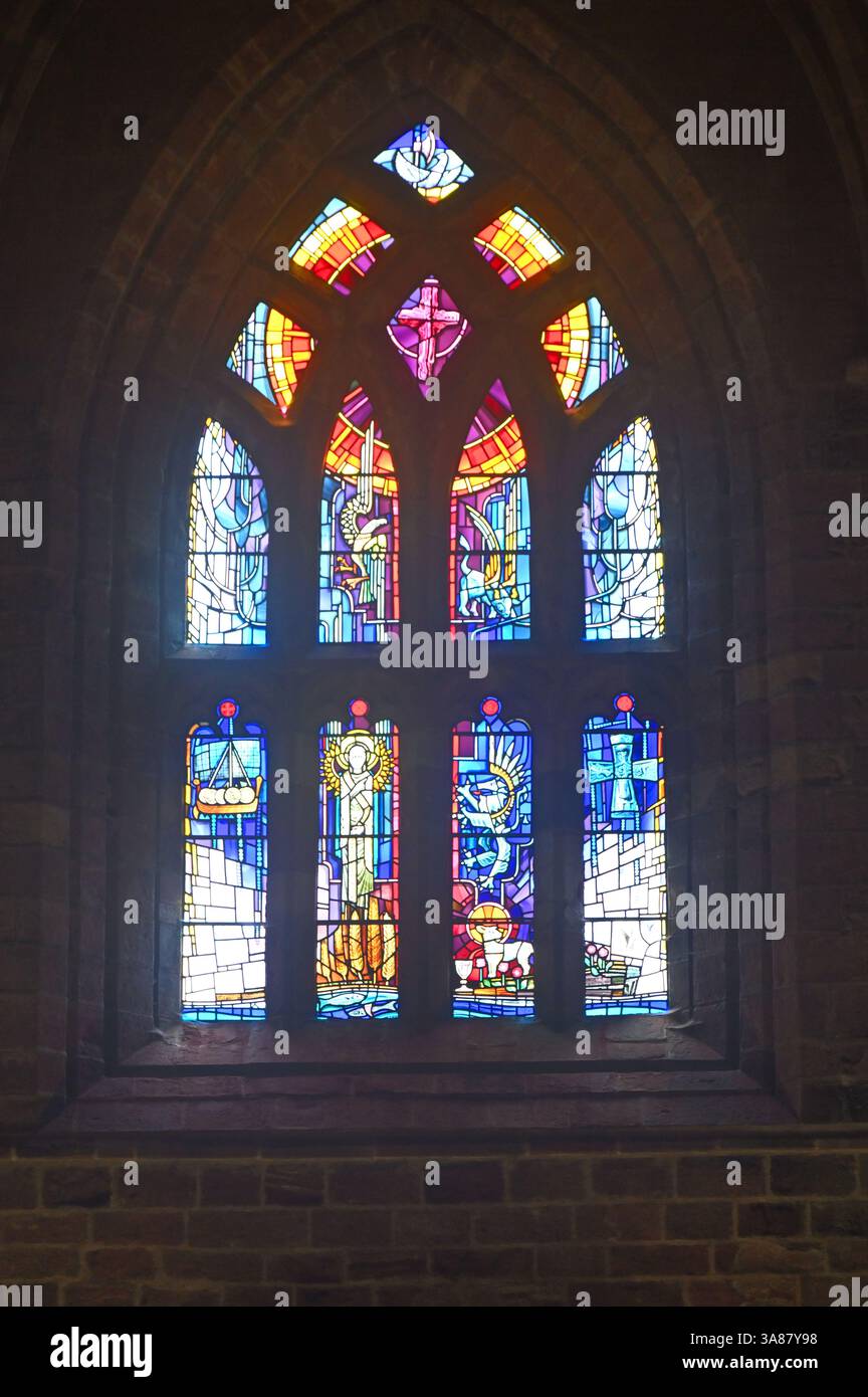 Buntglasfenster in St. Magnus Cathedral, Kirkwall, Orkney Schottland Stockfoto
