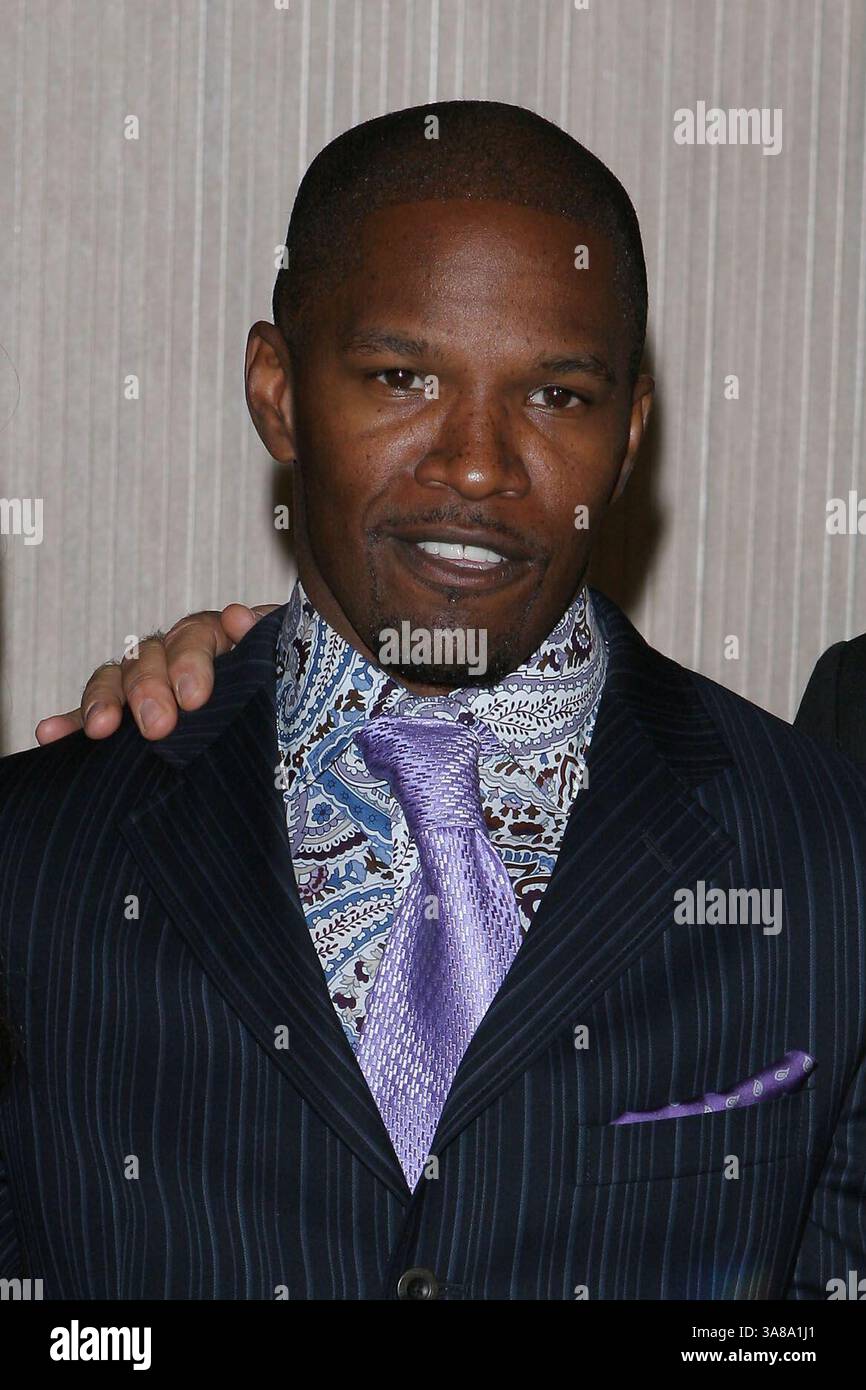 Juni 2005 – CA, USA – 10. Juni 2005 – Beverly Hills, CA – Jamie Foxx. Women in Film präsentiert Fusion, die Crystal and Lucy Awards 2005 an Evening Celebrating Partnership im Beverly Hilton. Foto: Jacqui WongAdMedia. Stockfoto