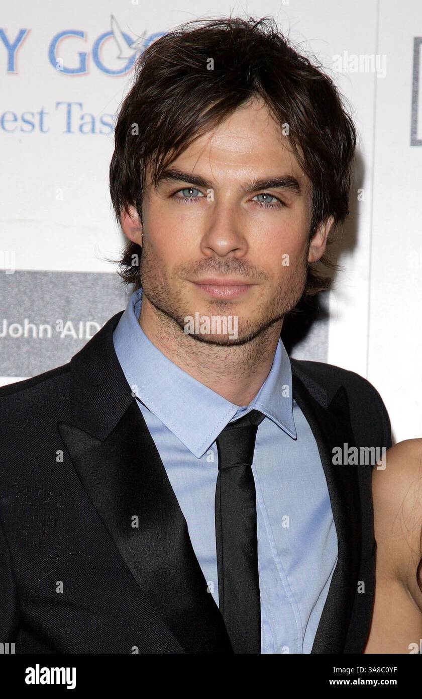 Dezember 2009 – London, Großbritannien, USA – 13. Dezember 2009 – London, England – Ian Somerhalder. Der Grey Goose Charakter und Cocktails Ball im Gorsvenor House Hotel. Foto: Steve Ross/Capital Pictures (Foto: © Steve Ross) Stockfoto