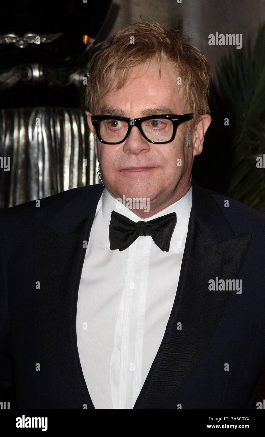 Dezember 2009 – London, Großbritannien, USA – 13. Dezember 2009 – London, England – Elton John. Der Grey Goose Charakter und Cocktails Ball im Gorsvenor House Hotel. Foto: Jill Mayhew/Capital Pictures (Foto: © Jill Mayhew) Stockfoto