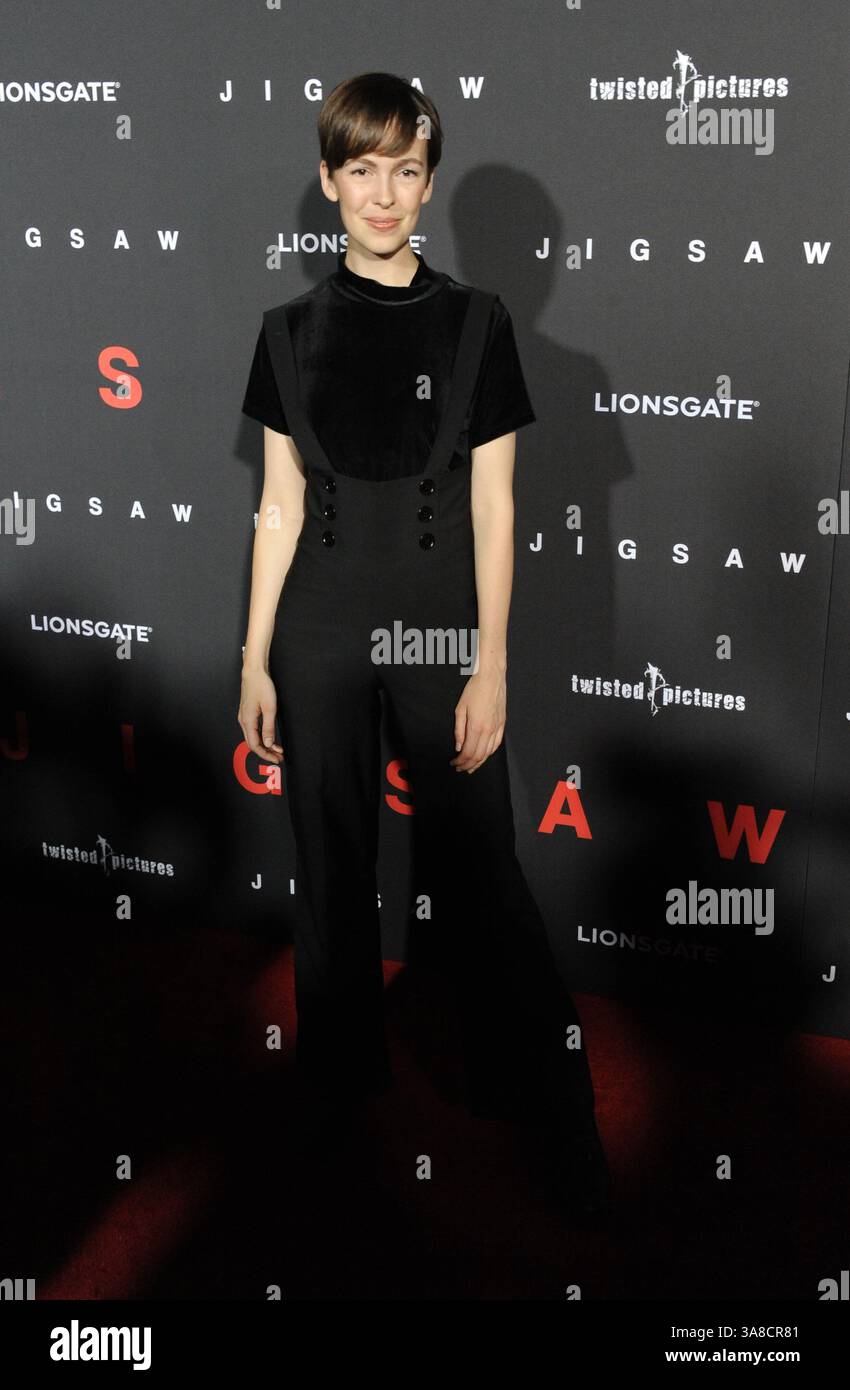 25. Oktober 2017 – Los Angeles, CA, USA – Brittany Allen kommt am 25. Oktober 2017 zur Premiere von Lionsgates „Jigsaw“ in Los Angeles, Kalifornien (Credit Image: © Peter West/Ace Pictures via ZUMA Press) Stockfoto