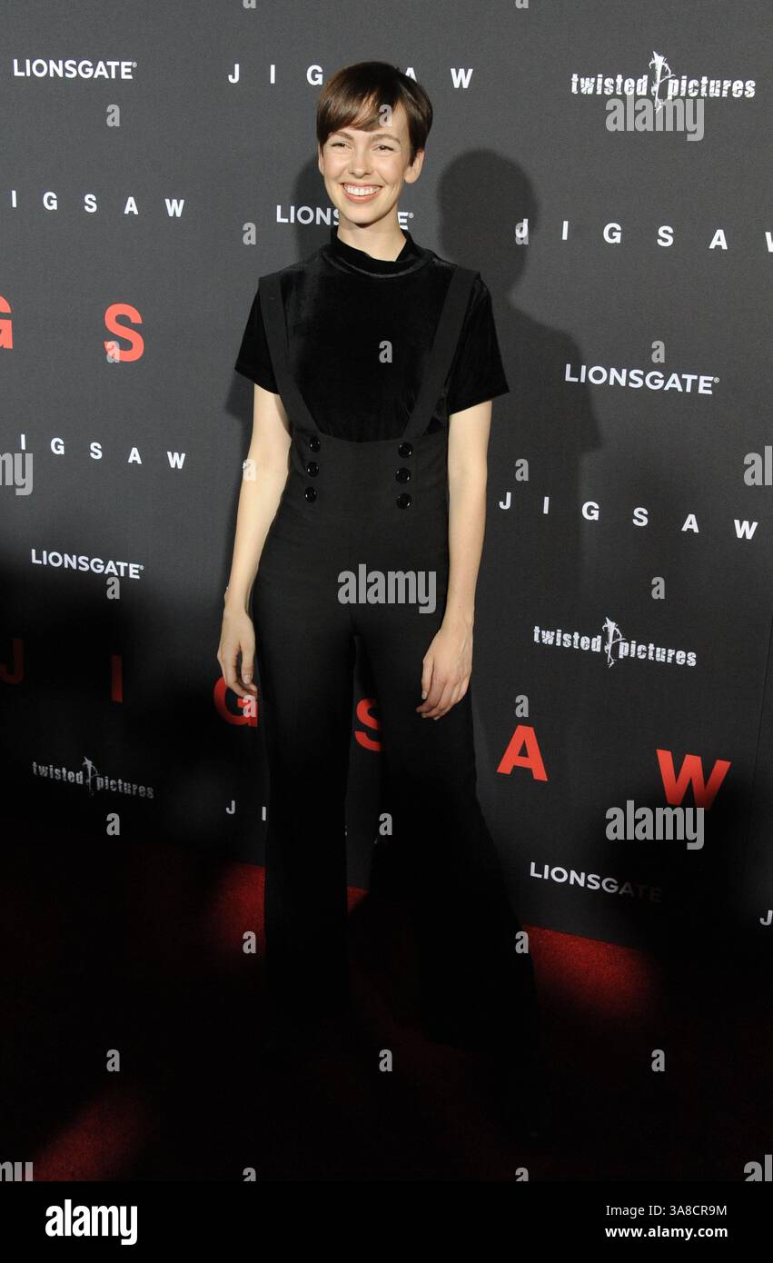 25. Oktober 2017 – Los Angeles, CA, USA – Brittany Allen kommt am 25. Oktober 2017 zur Premiere von Lionsgates „Jigsaw“ in Los Angeles, Kalifornien (Credit Image: © Peter West/Ace Pictures via ZUMA Press) Stockfoto