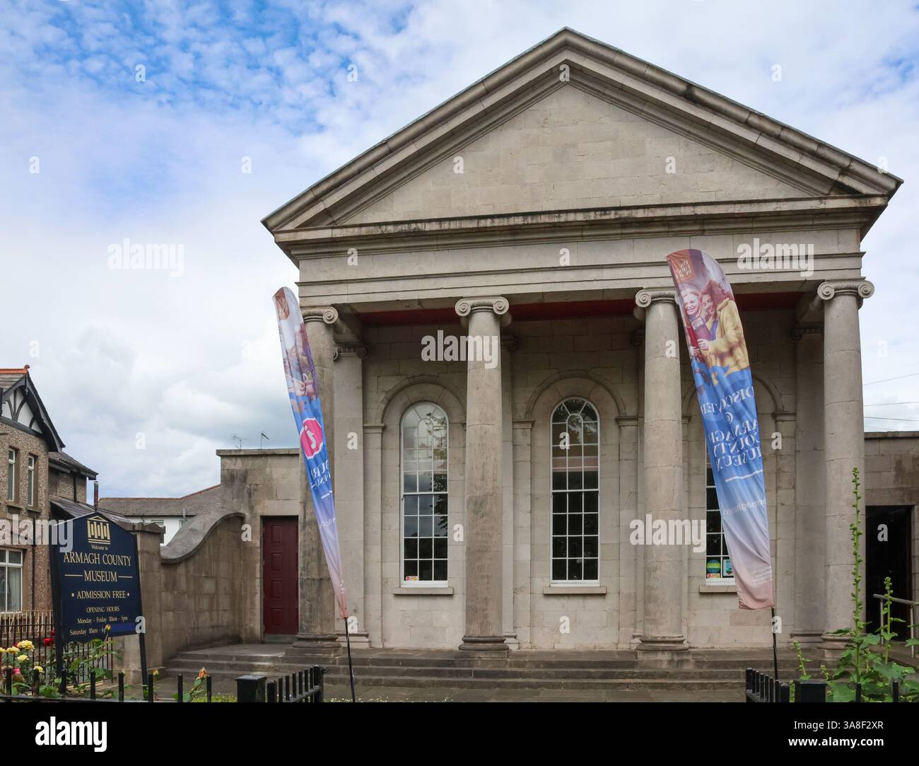 Armagh County Museum Gebäude East Mall Armagh. Neoklassizistische Architektur Nordirland, Außenansicht Northern Irleland Museum. Stockfoto