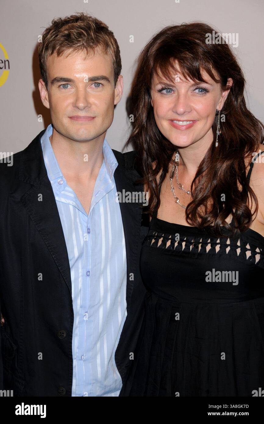 20. Juli 2008 - Beverly Hills, KALIFORNIEN, USA - 20. Juli 2008 - Beverly Hills, Kalifornien - Robin Dunne und Amanda Tapping. NBC Universal 2008 Press Tour All-Star Party im Beverly Hilton Hotel. Foto: Byron Purvis/AdMedia (Foto: © Byron Purvis/AdMedia via ZUMA Wire) Stockfoto