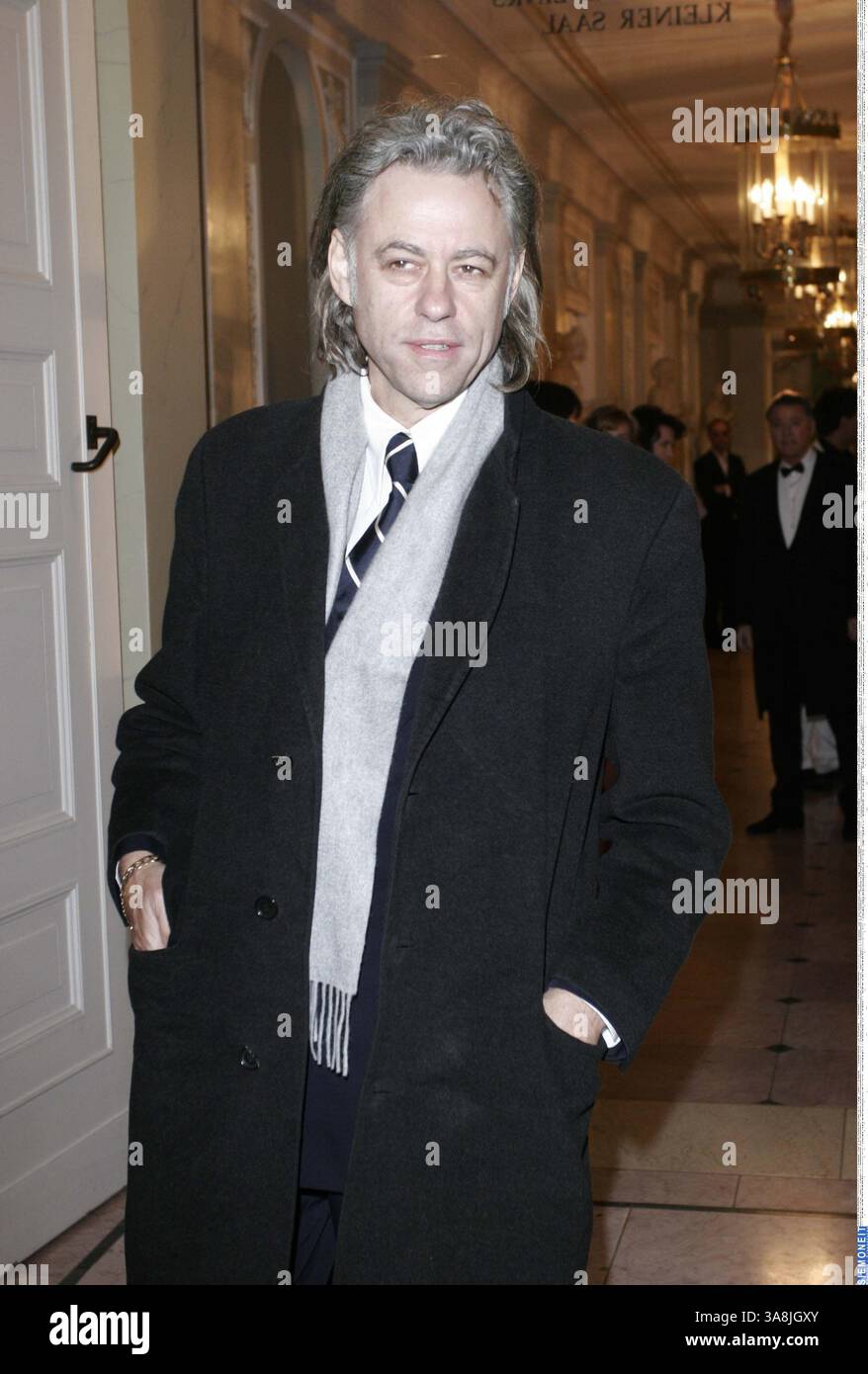 15. Februar 2005 - Berlin, USA - Foto: Reents/Siemoneit --- 14 - 02 - 2005 : ''Cinema for Peace'' - in Berlin - Bob Geldof (Credit Image: © Reents/AdMedia via ZUMA Wire) Stockfoto