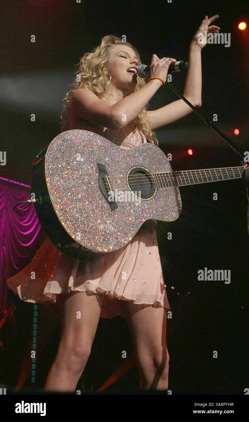 Mai 2008 - Las Vegas, Nevada, USA - 17. Mai 2008 - Las Vegas, Nevada - Taylor Swift. Neue Künstlerparty für eine Sache im MGM Grand Hotel Casino. Foto: MJT/AdMedia (Foto: © MJT/AdMedia via ZUMA Wire) Stockfoto
