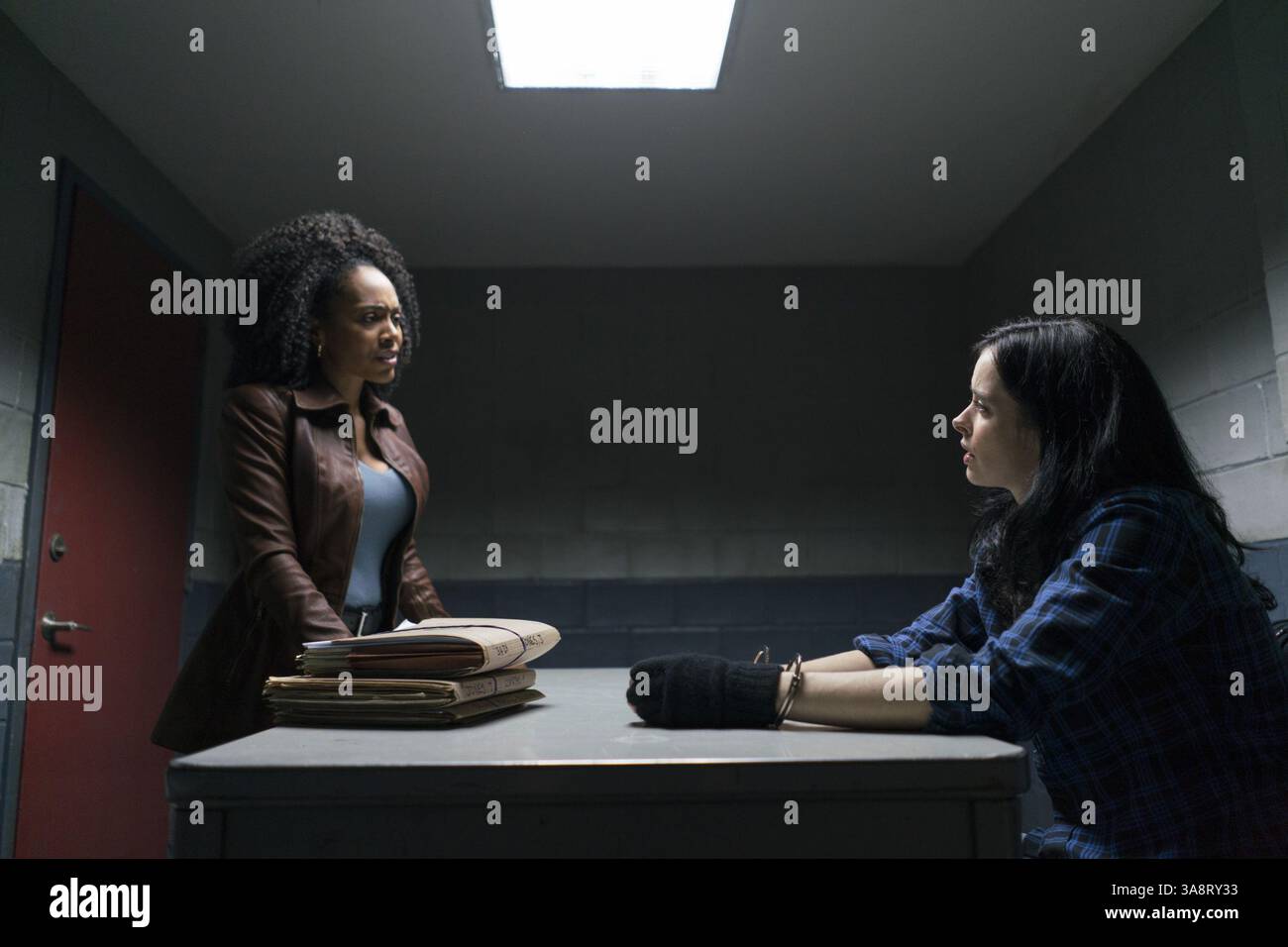 24. April 2017: Simone Missick, Krysten Ritter, TV-Serie Marvel's The Defenders (Season1) 2017. (Kreditbild: © Netflix/Entertainment Pictures/ZUMAPRESS.com) Stockfoto