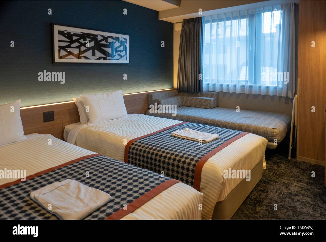 Preisgünstiges Hotelzimmer im montags Hotel im Stadtteil Asakusa in Tokio Stockfoto