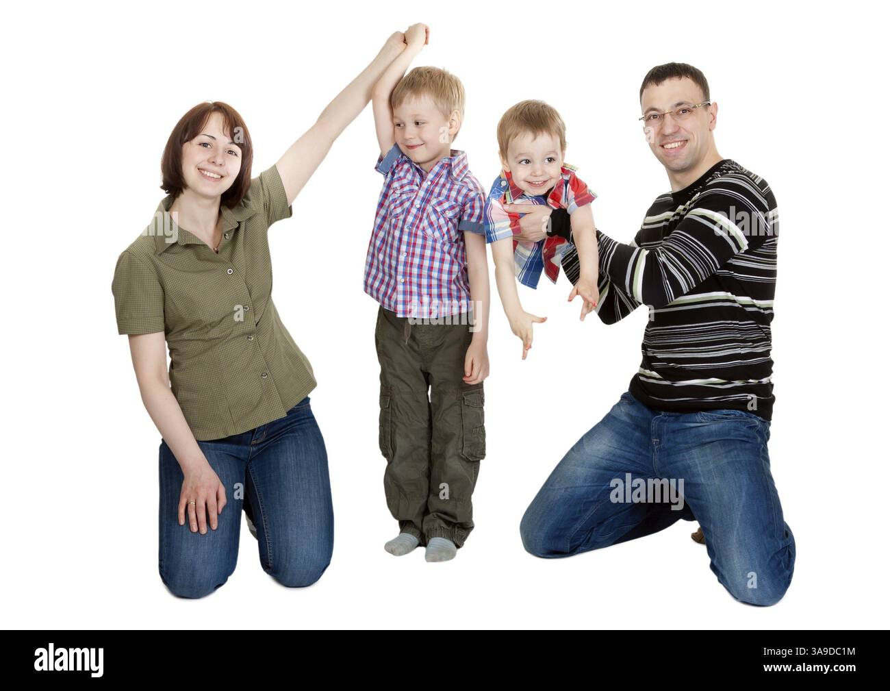 Vierköpfige Familie isoliert auf weißem Hintergrund Stockfoto