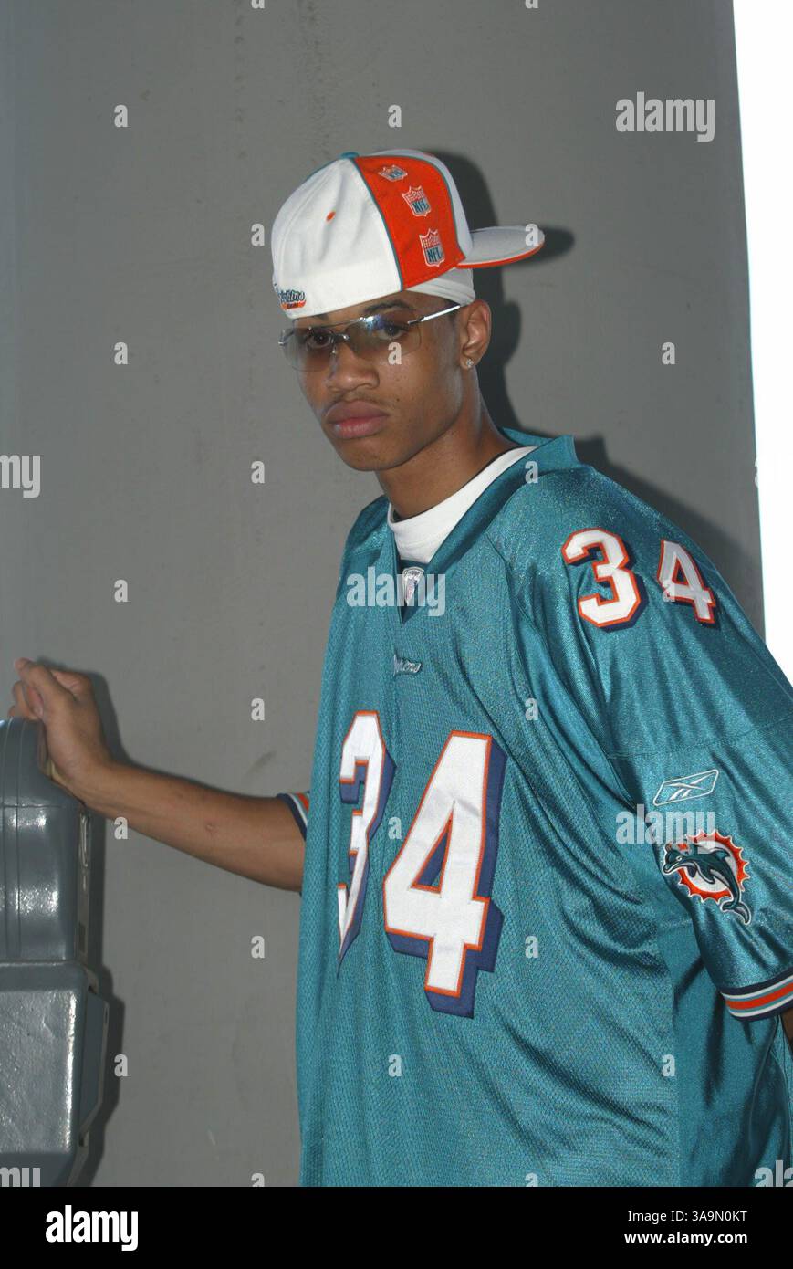 Oktober 2004; Houston, TX, USA; GERALD GREEN der Gulf Shores Academy. Während seines letzten Jahres an der Gulf Shores Academy erzielte Gerald Green im Durchschnitt 33 Punkte, 12 Rebounds, 7 Assists und 3 blockierte Schüsse. Er wurde zum All-American ernannt und erhielt den MVP Award im jährlichen McDonald's All-American-Spiel, bei dem zwei Teams aus den besten Highschool-Basketballspielern der Vereinigten Staaten teilnahmen. Gerald Green wurde von den Celtics mit dem 18. Pick der ersten Runde im NBA Draft 2005 ausgewählt. Stockfoto
