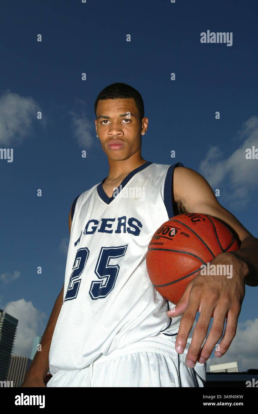 Oktober 2004; Houston, TX, USA; GERALD GREEN der Gulf Shores Academy. Während seines letzten Jahres an der Gulf Shores Academy erzielte Gerald Green im Durchschnitt 33 Punkte, 12 Rebounds, 7 Assists und 3 blockierte Schüsse. Er wurde zum All-American ernannt und erhielt den MVP Award im jährlichen McDonald's All-American-Spiel, bei dem zwei Teams aus den besten Highschool-Basketballspielern der Vereinigten Staaten teilnahmen. Gerald Green wurde von den Celtics mit dem 18. Pick der ersten Runde im NBA Draft 2005 ausgewählt. Stockfoto