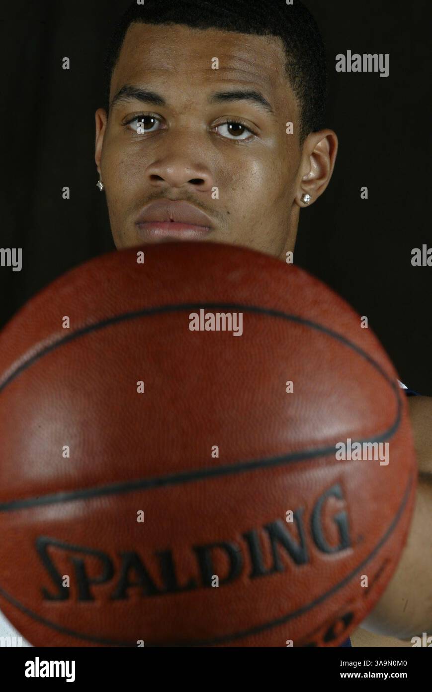 Oktober 2004; Houston, TX, USA; GERALD GREEN der Gulf Shores Academy. Während seines letzten Jahres an der Gulf Shores Academy erzielte Gerald Green im Durchschnitt 33 Punkte, 12 Rebounds, 7 Assists und 3 blockierte Schüsse. Er wurde zum All-American ernannt und erhielt den MVP Award im jährlichen McDonald's All-American-Spiel, bei dem zwei Teams aus den besten Highschool-Basketballspielern der Vereinigten Staaten teilnahmen. Gerald Green wurde von den Celtics mit dem 18. Pick der ersten Runde im NBA Draft 2005 ausgewählt. Stockfoto