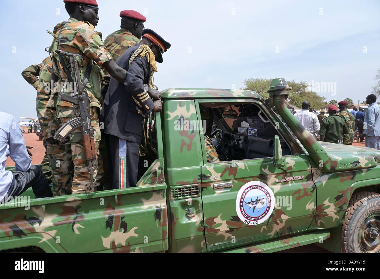 SÜDSUDAN, Seenstaat, Rumbek, SSPDF Spezialeinheiten am Flughafen / SÜDSUDAN, Seenstaat, Stadt Rumbek, SSPDF Spezialeinheiten am Flughafen Stockfoto