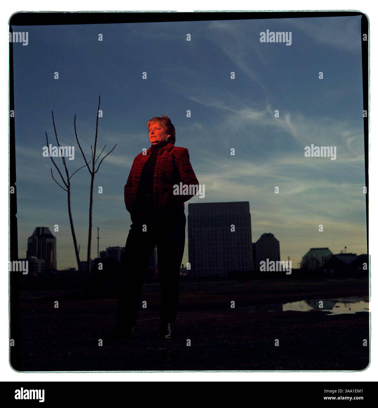 Heather Fargo, Bürgermeisterin von Sacramento, Kalifornien, wird erwartet, dass sie die Führung beim Bau einer Arena in der heutigen Southern Pacific Railyard nördlich der Innenstadt von Sacramento übernehmen wird. Sacramento Bee Foto von Jose Luis Villegas 27. Februar 2002 The Sacramento Bee/ZUMA Press Stockfoto