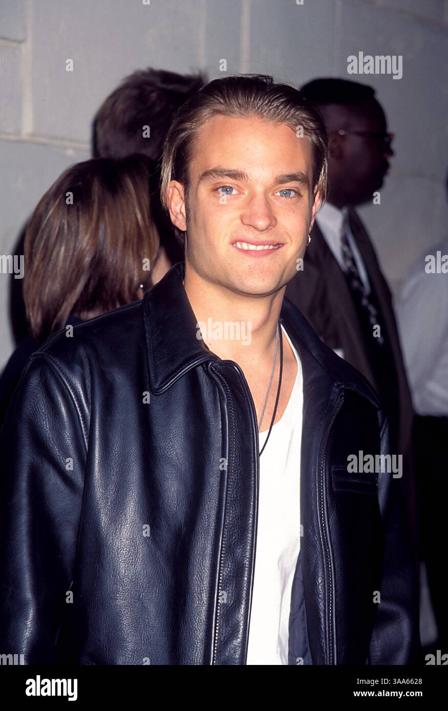 April 1995; Los Angeles, CA, USA; Schauspieler CHAD ALLEN bei der Filmpremiere „Basketball Diaries“. Stockfoto