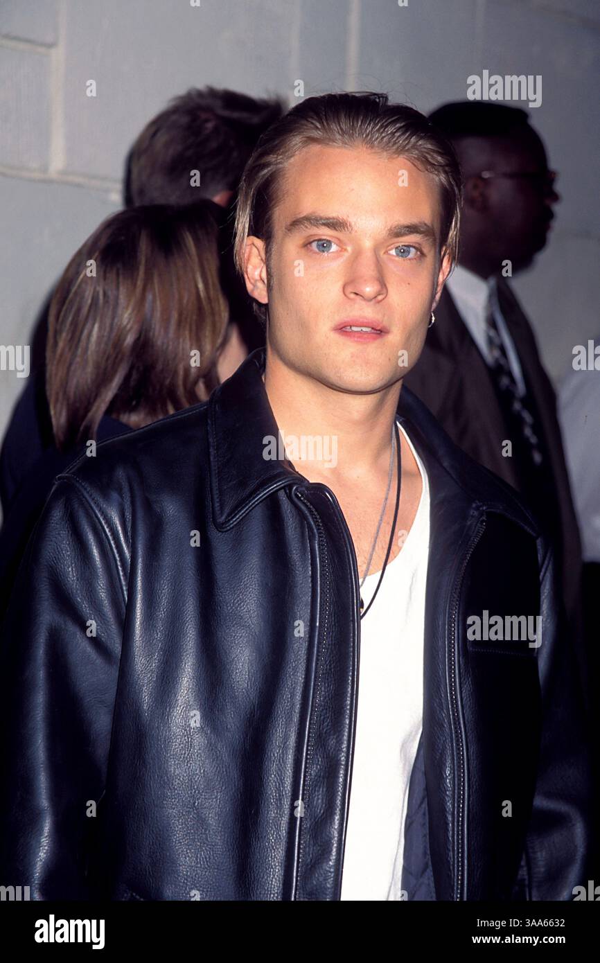 April 1995; Los Angeles, CA, USA; Schauspieler CHAD ALLEN bei der Filmpremiere „Basketball Diaries“. Stockfoto