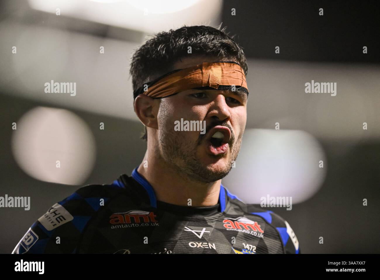 WARRINGTON, ENGLAND - 28. MÄRZ 2025: James Bentley von Leeds Rhinos während der 6. Runde der Betfred Super League Warrington Wolves gegen Leeds Rhinos Stockfoto