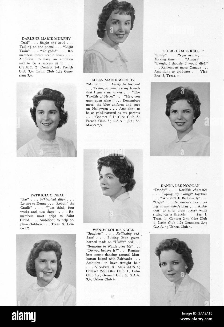 Das Angelus Yearbook 1960 der Akademie der Heiligen Engel bietet einen umfassenden Überblick über das akademische Jahr 1959-1960 und hebt Studenten, Dozenten, Sport und Vereine hervor. Stockfoto