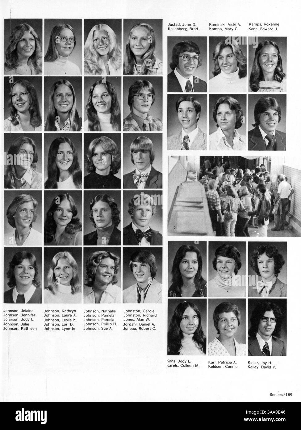 Das Jahrbuch der Richfield High School 1976 präsentiert einen umfassenden Einblick in die akademischen und außerschulischen Höhepunkte des Schuljahres 1975-1976. Stockfoto
