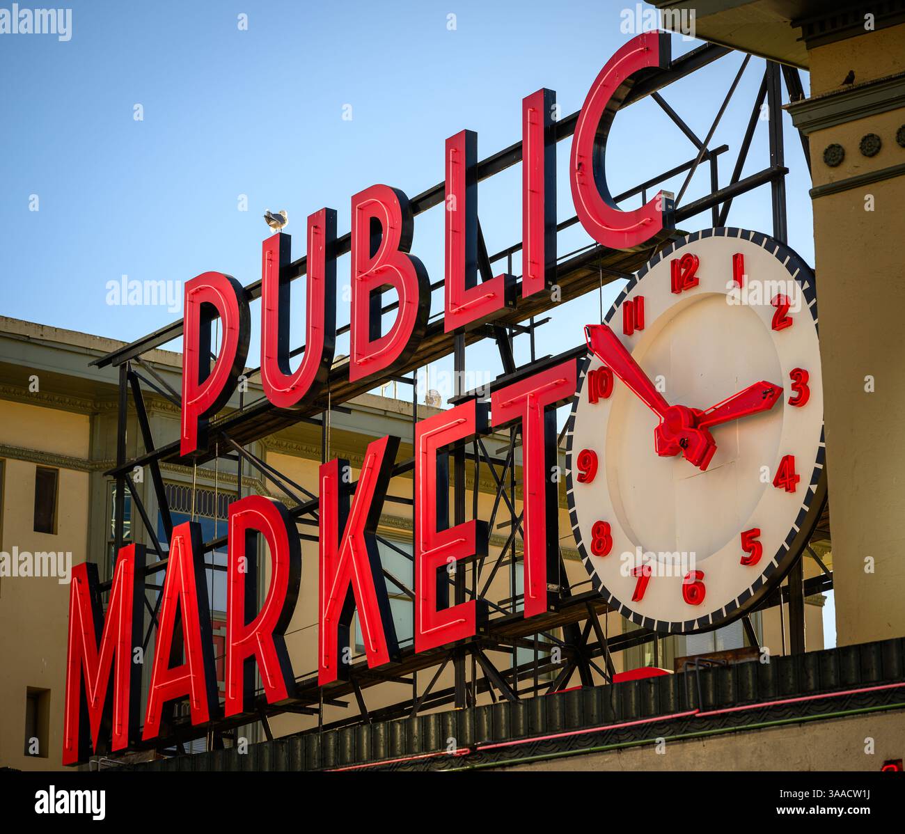 Das berühmte Public Market Schild in Seattle Washington, USA Stockfoto