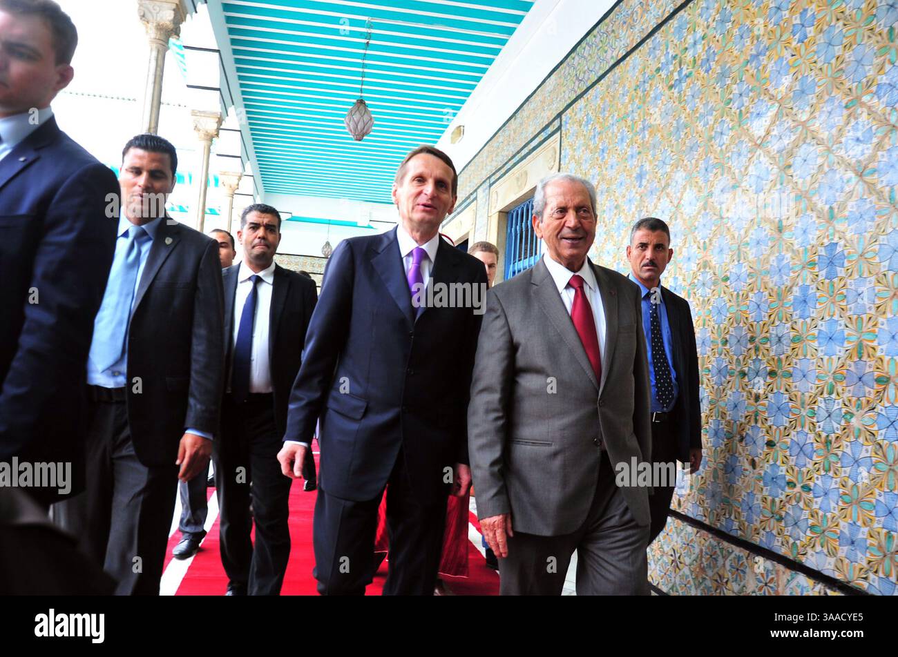 5. November 2015 - Tunis, Tunesien - der Präsident der Versammlung der Abgeordneten (ARP) Volk Mohamed Ennasser empfängt den Präsidenten der Duma (Unterhaus des russischen parlaments) Sergej Naryschkin zu einem offiziellen Besuch in Tunesien. (Bild: © Chokri Mahjoub Via ZUMA Wire) Stockfoto