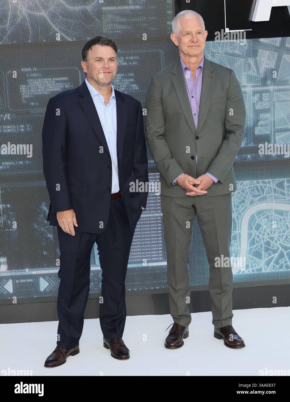 LONDON, GROSSBRITANNIEN. 31. März 2025. Dan Wilson und Hutch Parker nahmen an der Amateur (2025) European Premiere am Odeon Luxe Leicester Square in London Teil. (Foto von 李世惠/siehe Li/Picture Capital) Credit: Siehe Li/Picture Capital/Alamy Live News Stockfoto