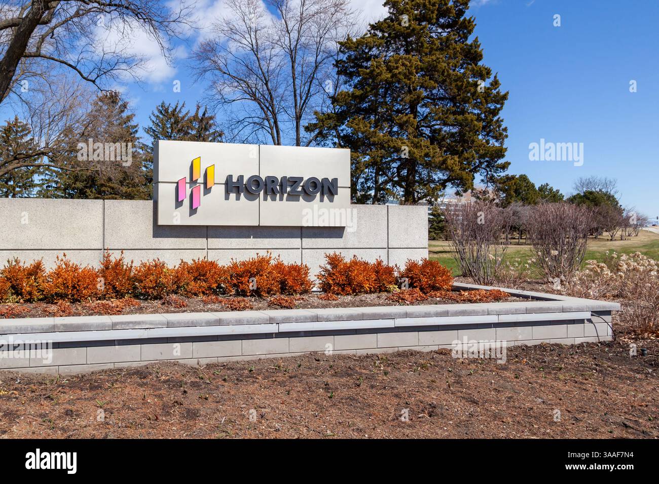 Deerfield, Illinois, USA - 27. März 2022: Das Horizon-Schild wird am Hauptsitz in Deerfield, Illinois, USA, ausgestellt. Stockfoto