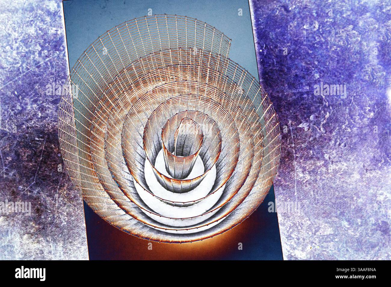 Abstrakte Spiralstruktur mit violetten, violetten und braunen Tönen, dynamischer Komposition, lebendigen Texturen, modernem Design, farbenfrohen geometrischen futuristischen Klaps Stockfoto