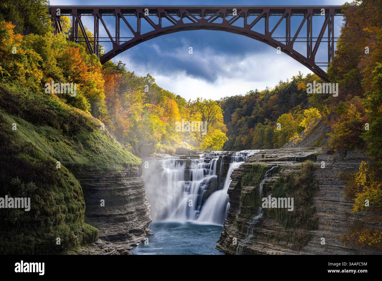 Upper Falls, Genesee River, Letchworth State Park, Finger Lakes, New York State, USA Stockfoto
