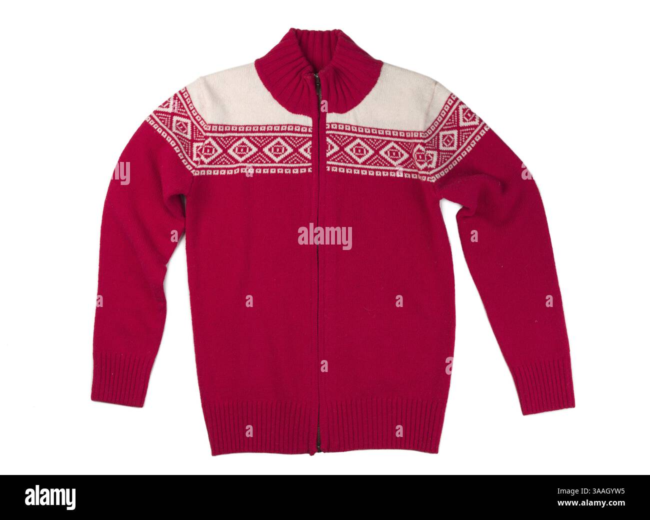 Roter Pullover aus Wolle. Isolieren auf weißem Hintergrund Stockfoto